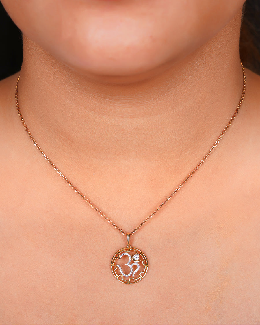 Divine OM Circle